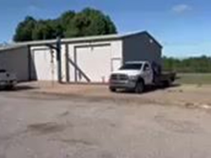 2016-dodge-ram-5500-image-1