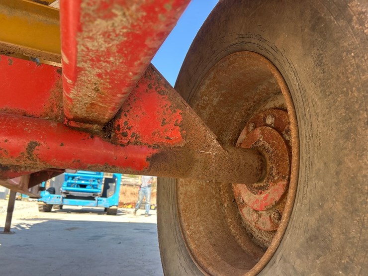 knight-big-auggie-14-image-39