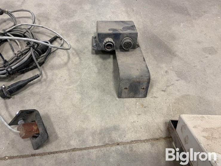 john-deere-250-image-10