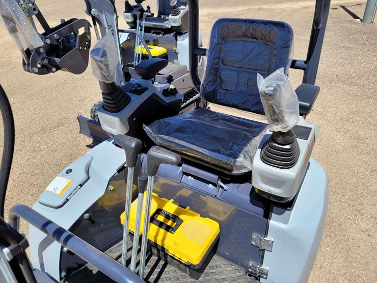 2026-landhero-ats-me18-mini-excavator-image-12