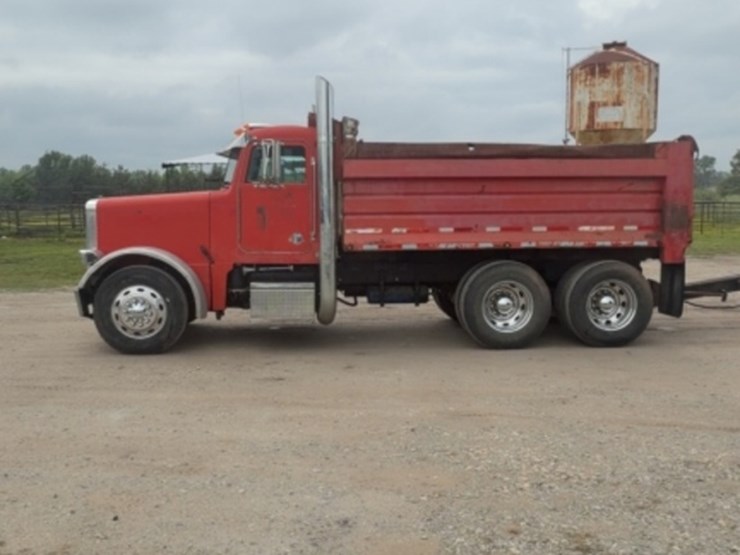 1990-peterbilt-379-image-4