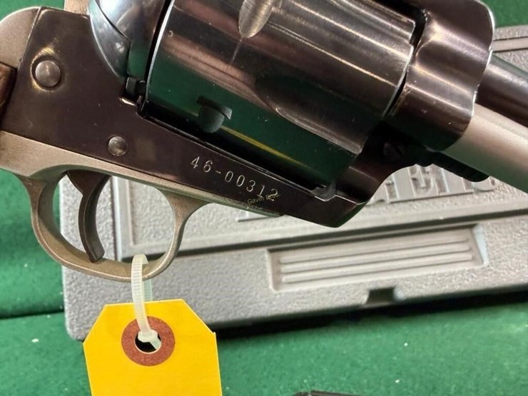 ruger-new-model-blackhawk-45cal-revolver-image-5