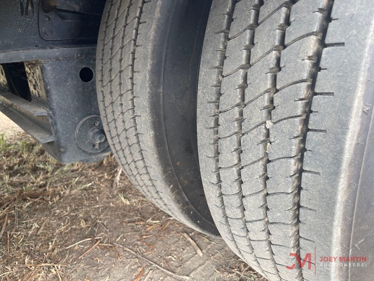 2019-trail-eze-lowboy-image-13