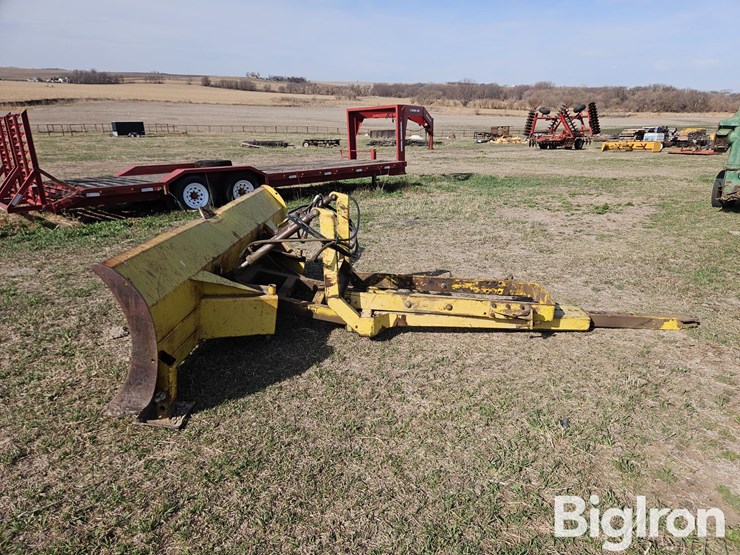 degelman-10std-image-8