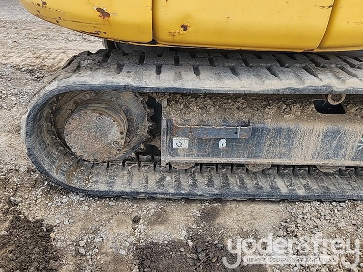 2016-kobelco-sk85cs-3e-image-14