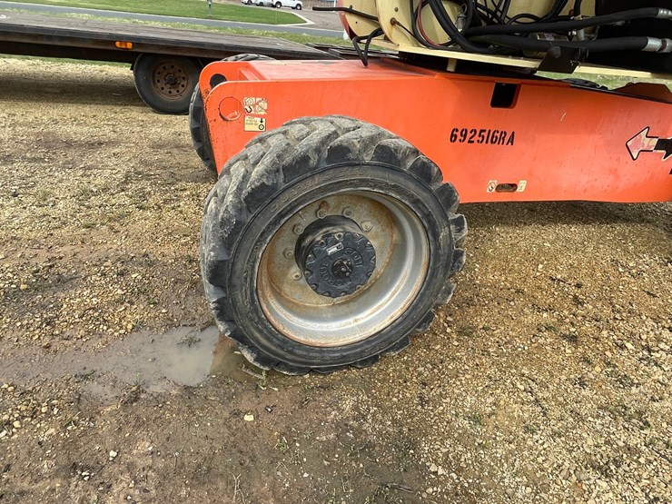 2007-jlg-860sj-image-30