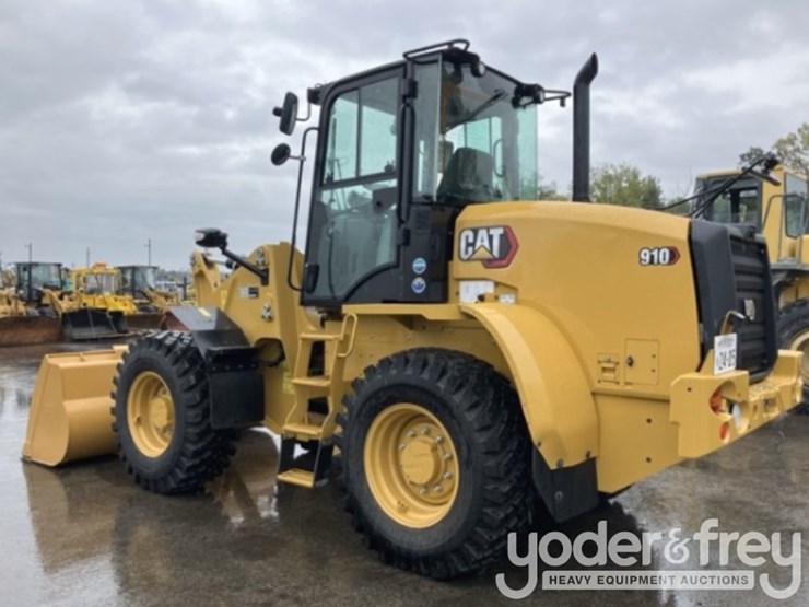 2021-caterpillar-910-image-2