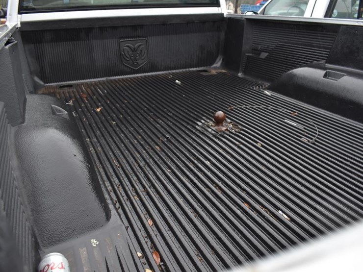 2002-dodge-ram-3500-image-5