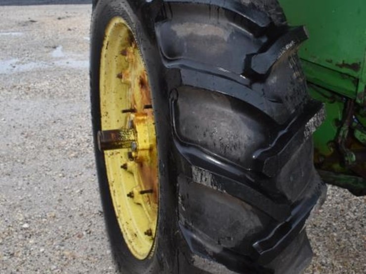 john-deere-4430-image-5