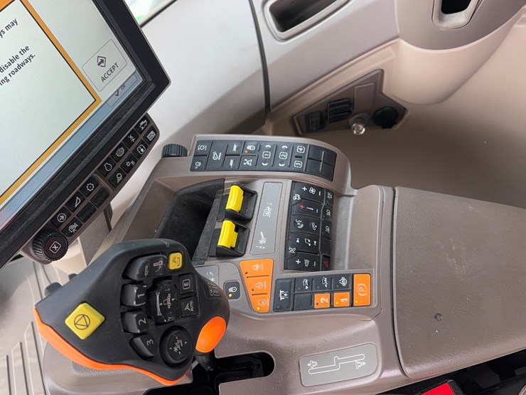 2023-john-deere-s780-image-36