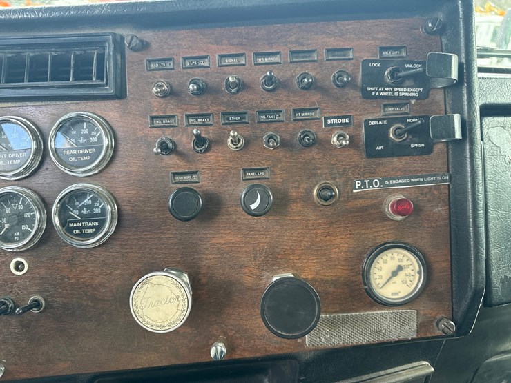 1999-caterpillar-c12-image-56