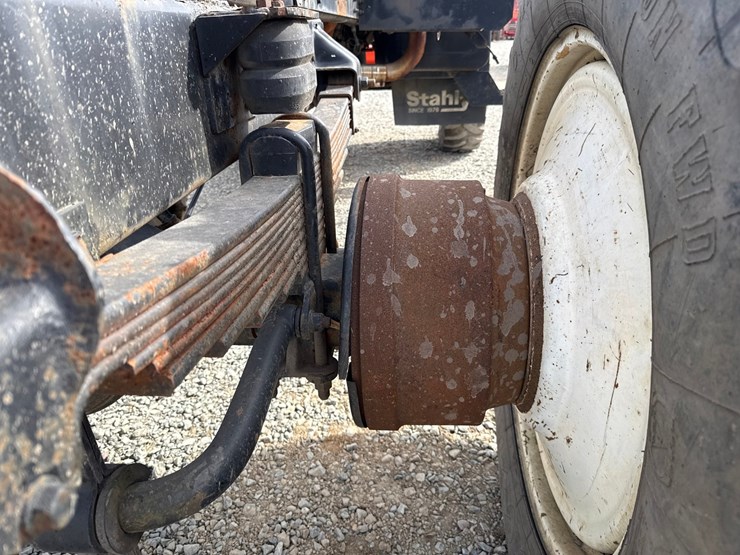 gmc-topkick-c8500-image-33