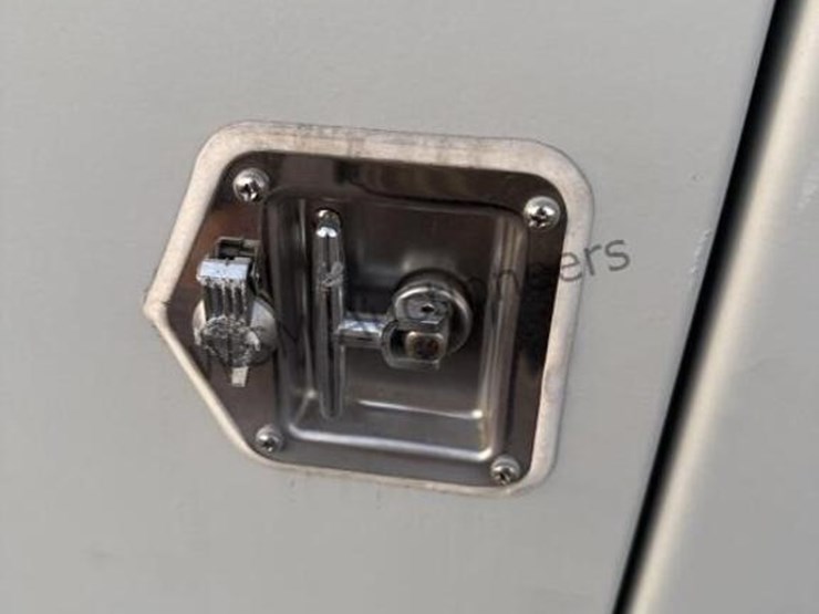 9ft-mobile-office-container-image-6