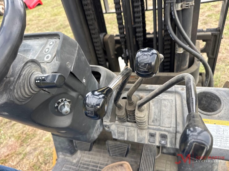 caterpillar-2c6000-image-16