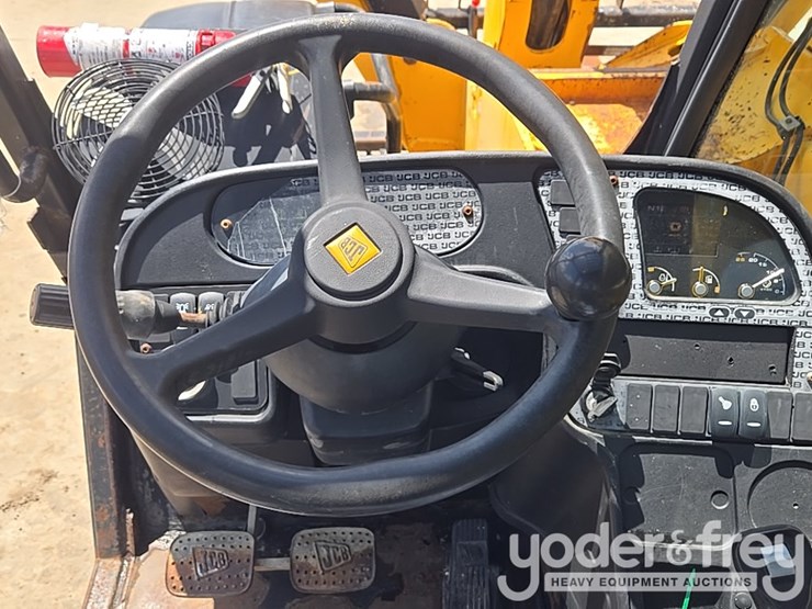 2018-jcb-510-56-image-71