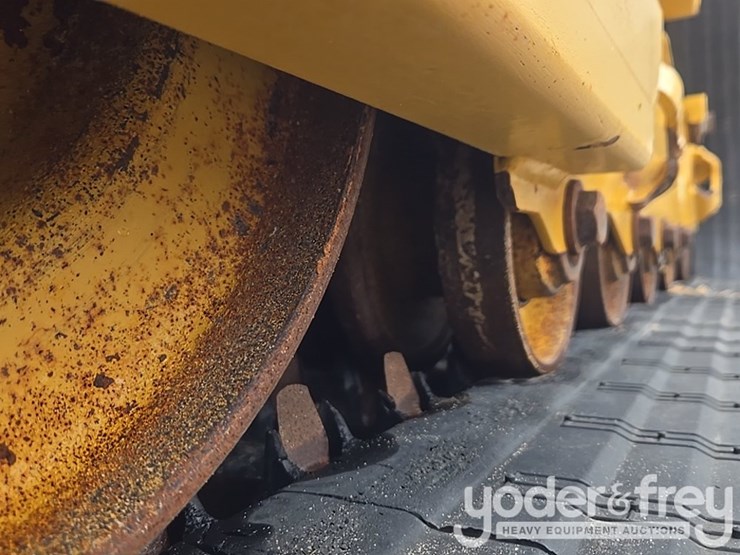 2024-caterpillar-255-image-13