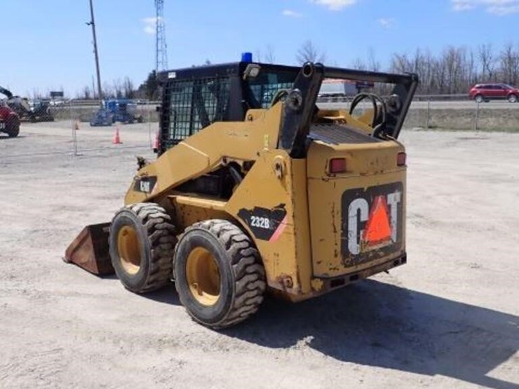 2009-caterpillar-232b-image-7
