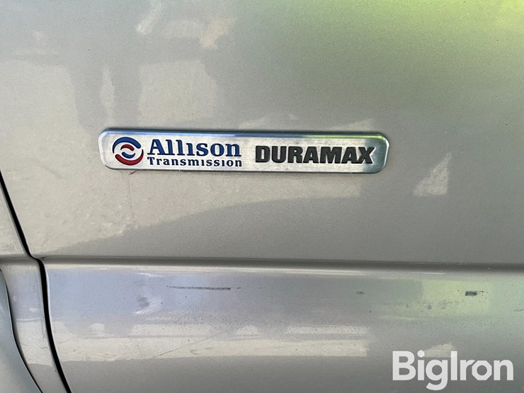 2006-chevrolet-silverado-2500-image-16