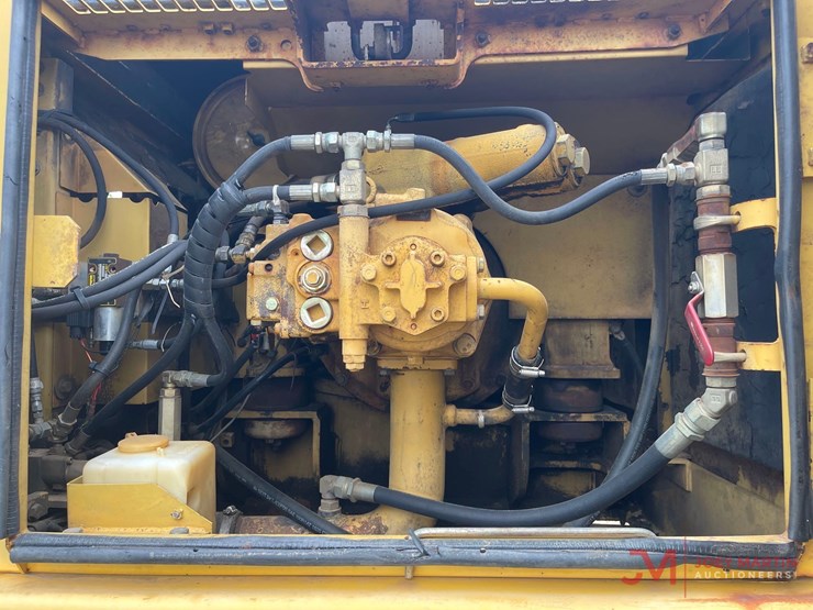 komatsu-pc300-lc-6lc-image-40