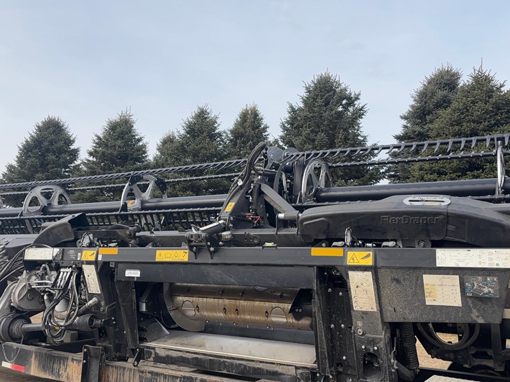 2023-mac-don-fd240-image-12