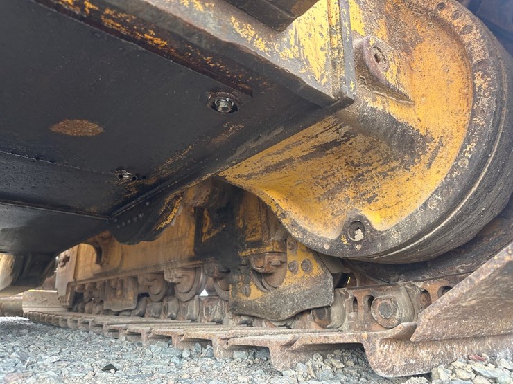 2006-deere-750j-lgp-image-65