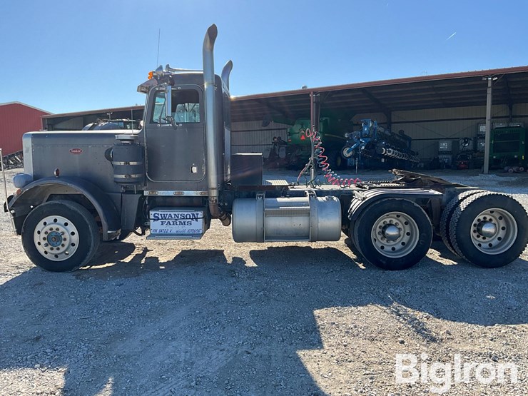 1976-peterbilt-359-image-8