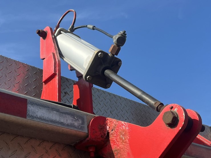 #1705-•-2002-abs-abs-live-bottom-trailer-image-36