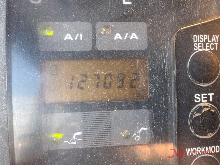 2002-deere-200c-lc-image-32