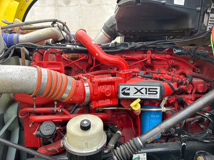 2019-kenworth-t880-image-53