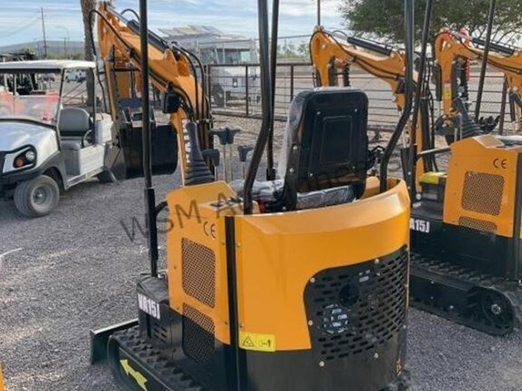 2026-miva-15-mini-excavator-image-3