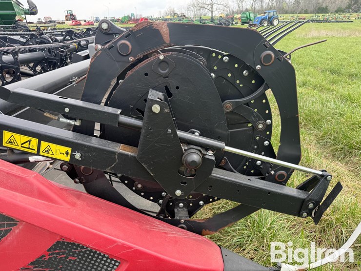 2018-mac-don-fd140-image-9