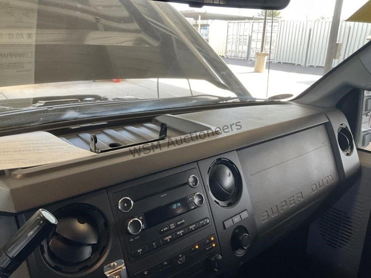 2015-ford-f350-image-19