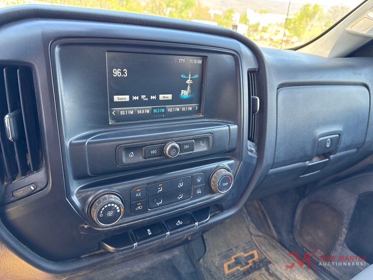 2018-chevrolet-2500-image-22