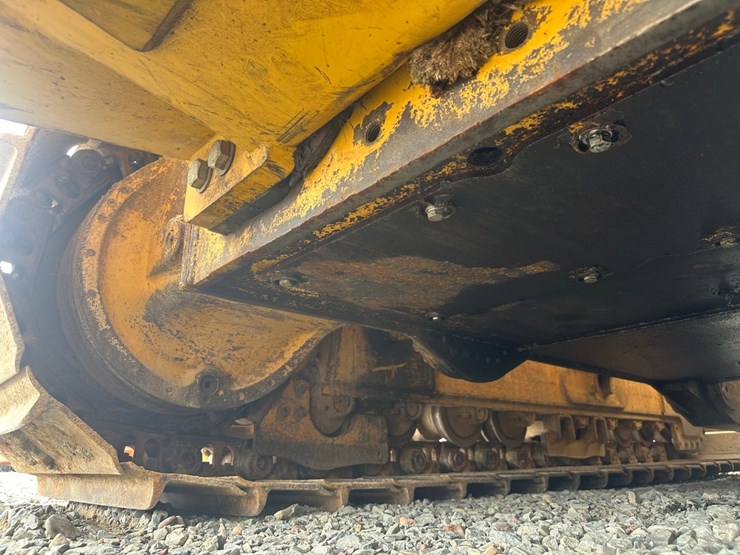 2006-deere-750j-lgp-image-64