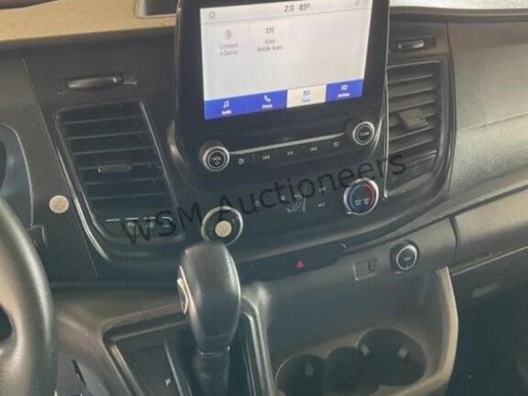 2020-ford-transit-image-21