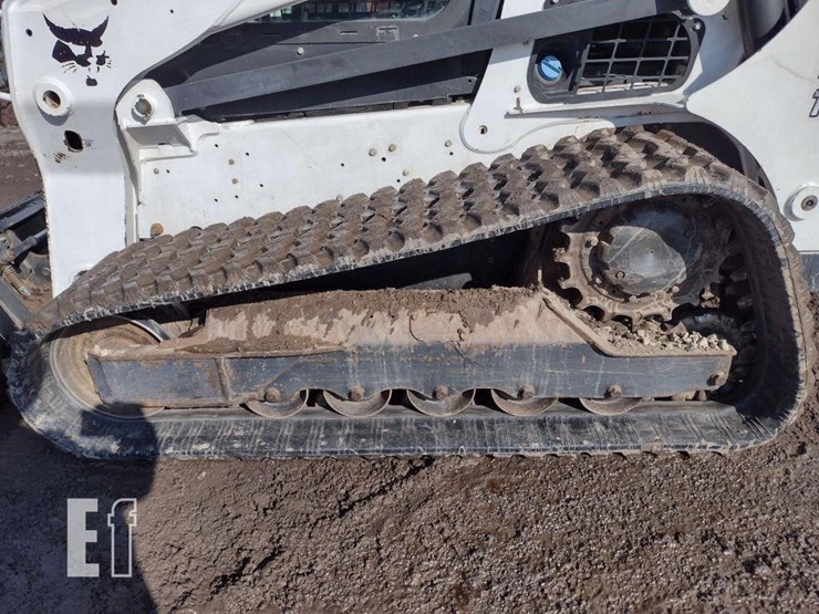 2019-bobcat-t770-image-21