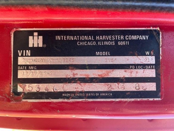 1986-international-s1700-image-11