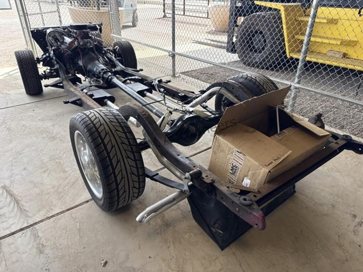 1955-chevy-nomad-chasis-w/-v8-engine,-trans,-curri-image-8