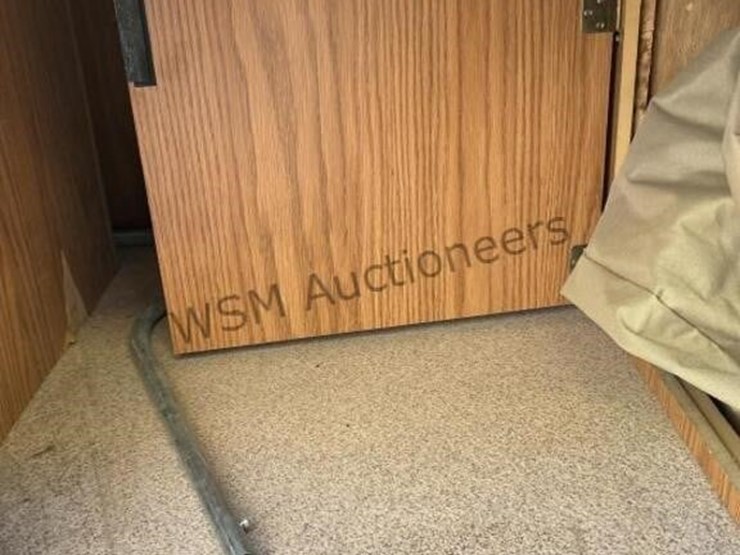 2001-jayco-eagle-pop-up-camper-image-13