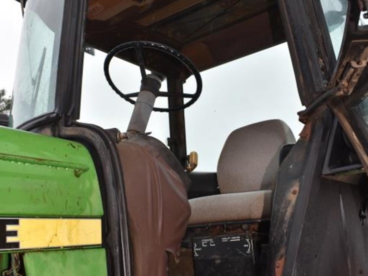 john-deere-4250-image-11