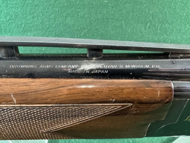 browning-lightning-sporting-clays-12ga-shotgun-image-12