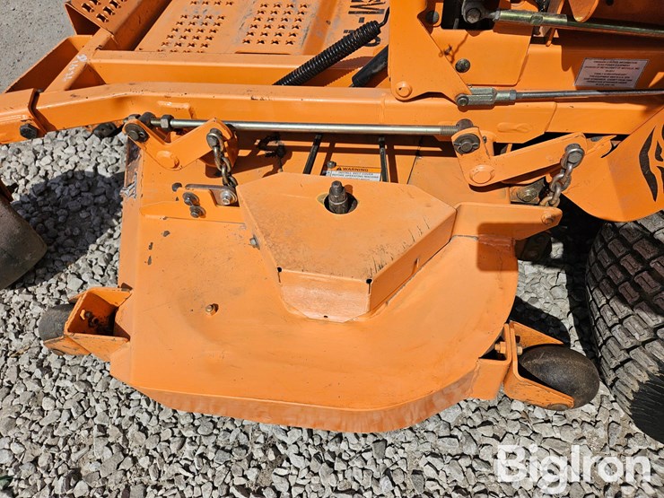 2011-scag-stt61v27ka-image-17