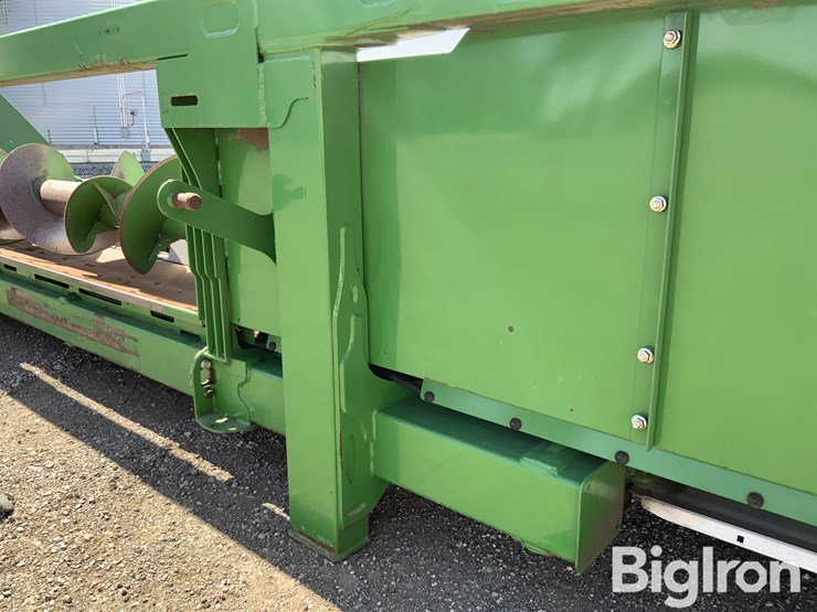 2013-john-deere-608c-image-18