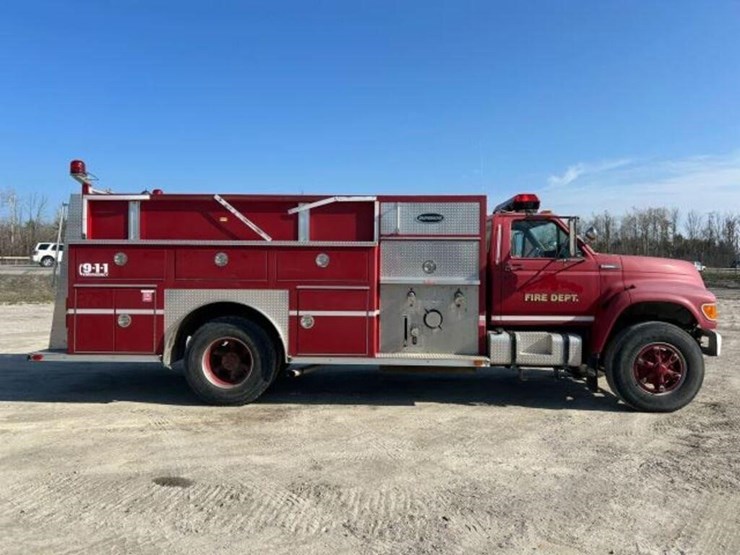 1996-ford-f700-image-4