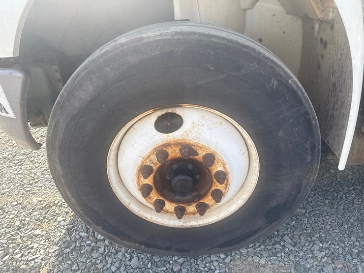 international-4400-sba-image-67