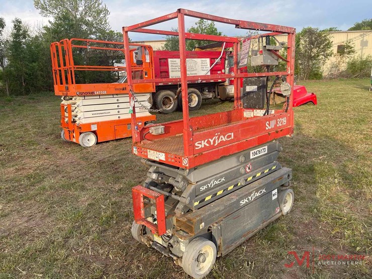 2016-skyjack-sjiii3219-image-3