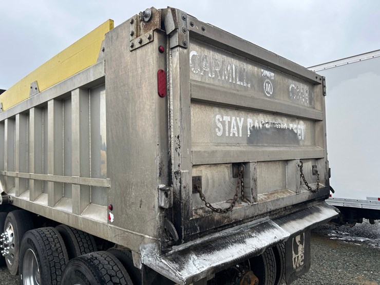 2019-kenworth-t880-image-17