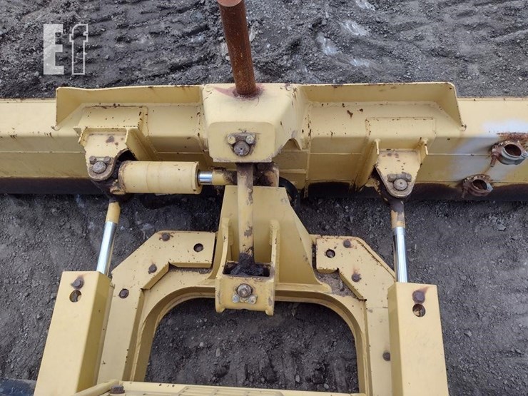 2012-komatsu-d21p-8e0-image-26