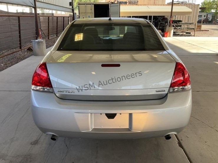 2016-chevrolet-impala-ls-sdn-image-6