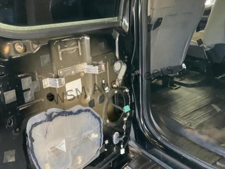 2017-ford-f150-image-27